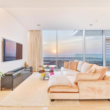 Posh 2 Bedroom Oceanfront Apt In The Heart Of Bluewaters Island 迪拜 外观 照片