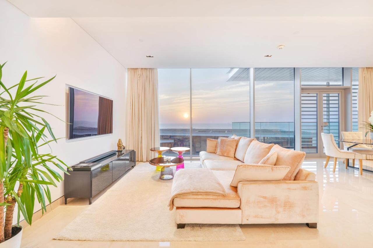 Posh 2 Bedroom Oceanfront Apt In The Heart Of Bluewaters Island 迪拜 外观 照片
