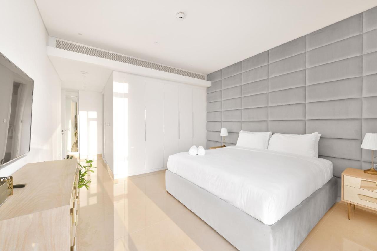 Posh 2 Bedroom Oceanfront Apt In The Heart Of Bluewaters Island 迪拜 外观 照片
